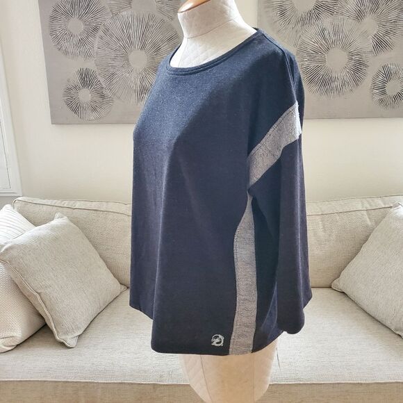 Josie Natori 3/4 Sleeve Crew Neck Active WearTop Sz Med - Picture 4 of 10
